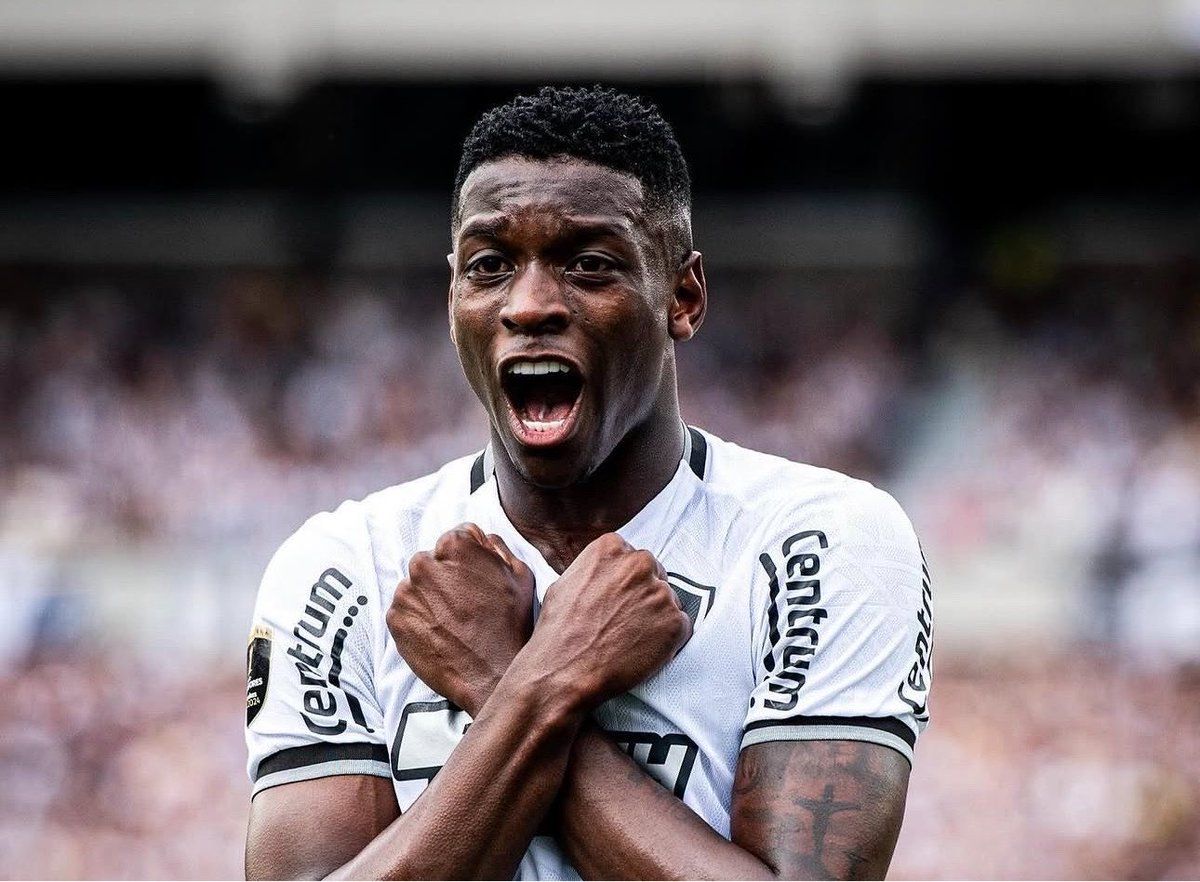 Botafogo intensifica negociações com Zenit pelo retorno de LH